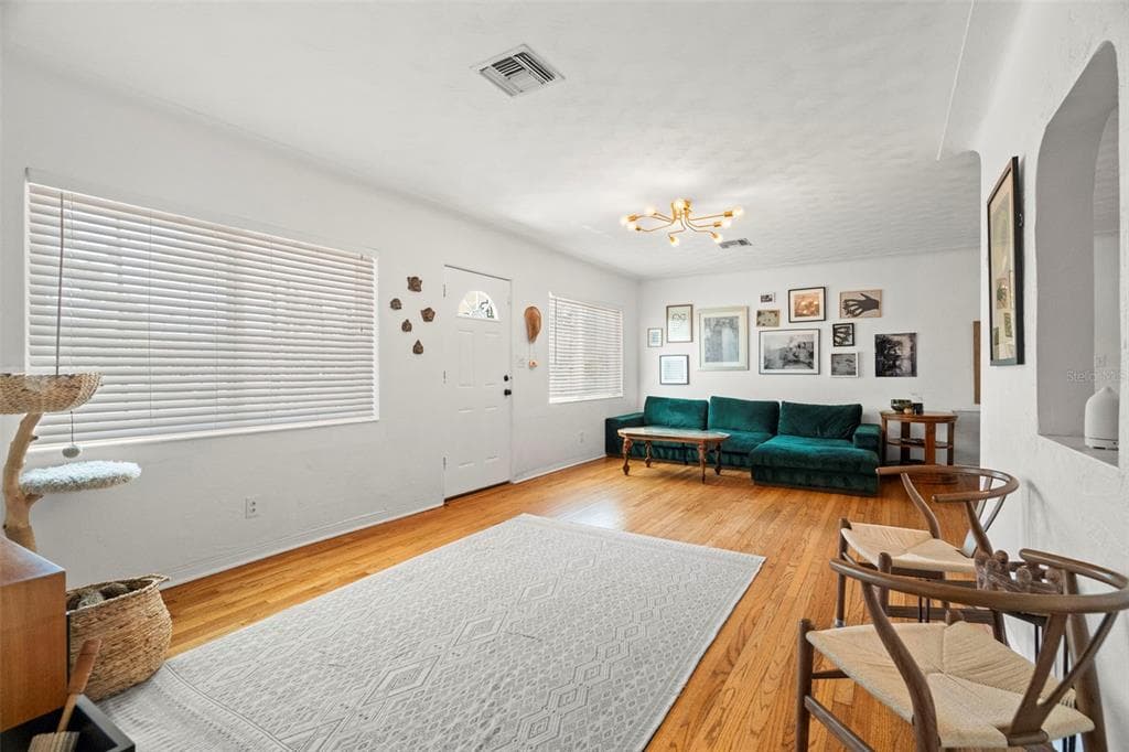 6343 1ST AVENUE, ST PETERSBURG, FL, 33710 photo 4