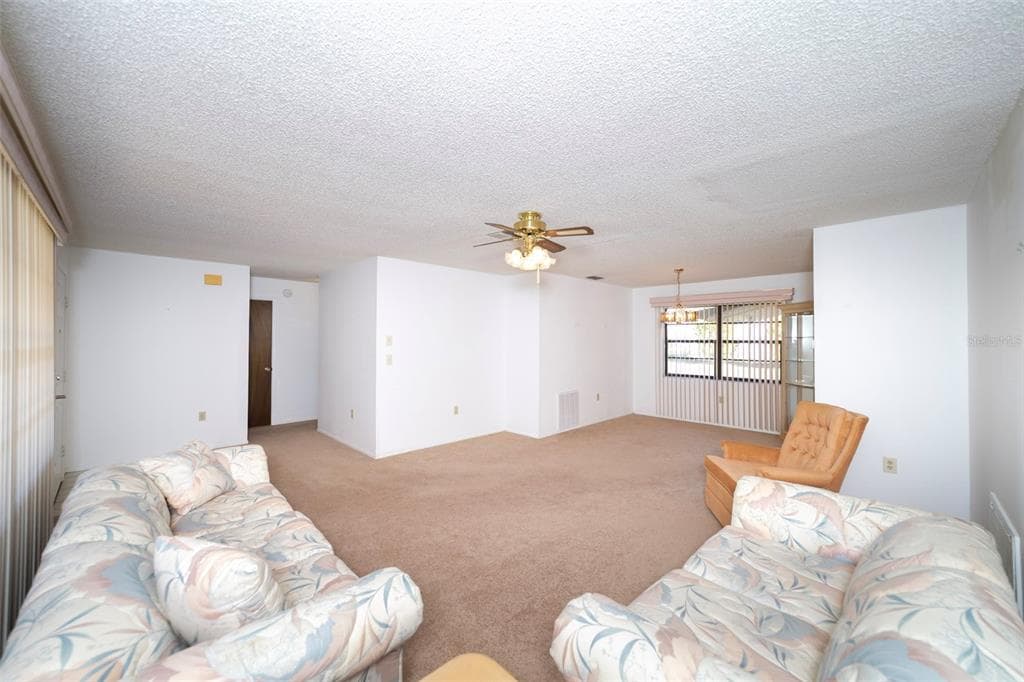 6223 APPOMATTOX Drive, HOLIDAY, FL 34690 photo 4