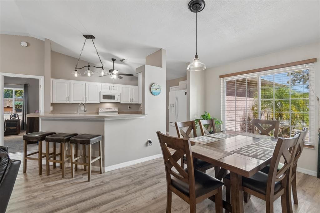 7849 OSTEEN Road, NEW PORT RICHEY, FL 34653 photo 2