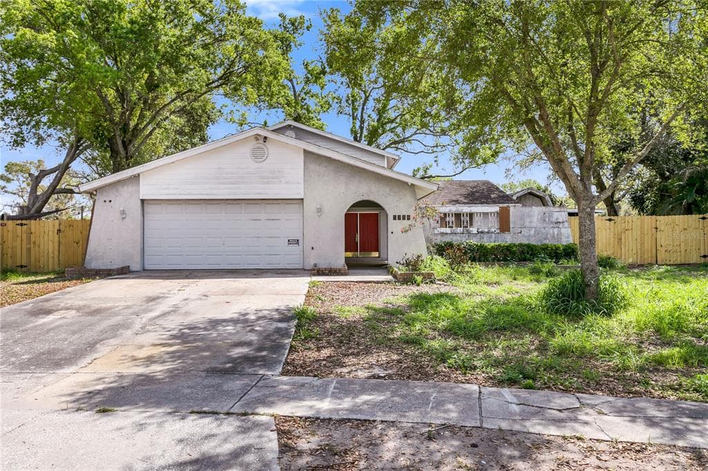 6734 TWELVE OAKS BOULEVARD, TAMPA, FL, 33634