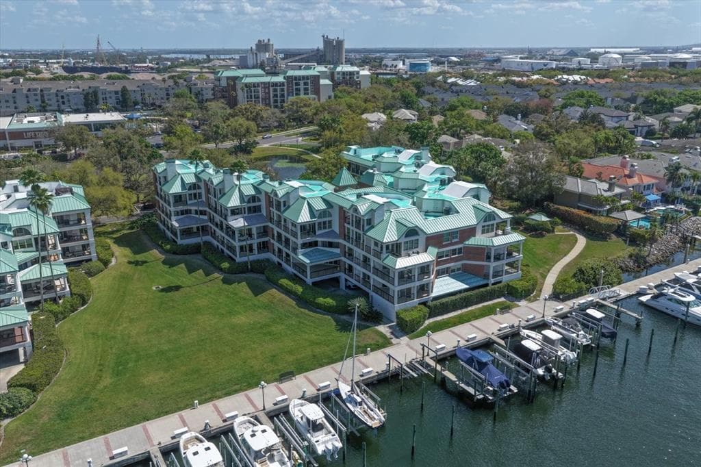 947 SEDDON COVE Way Unit 947, TAMPA, FL 33602 photo 3