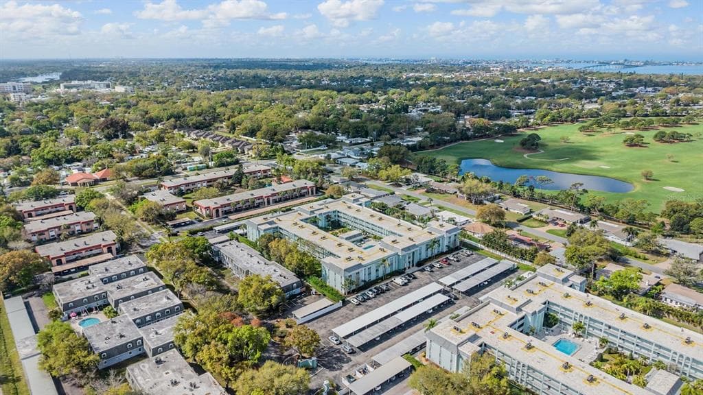 1706 BELLEAIR FOREST DRIVE, Unit# 220, BELLEAIR, FL, 33756 photo 2