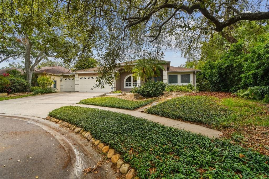 160 SAGE CIRCLE, CRYSTAL BEACH, FL 34681 photo 2