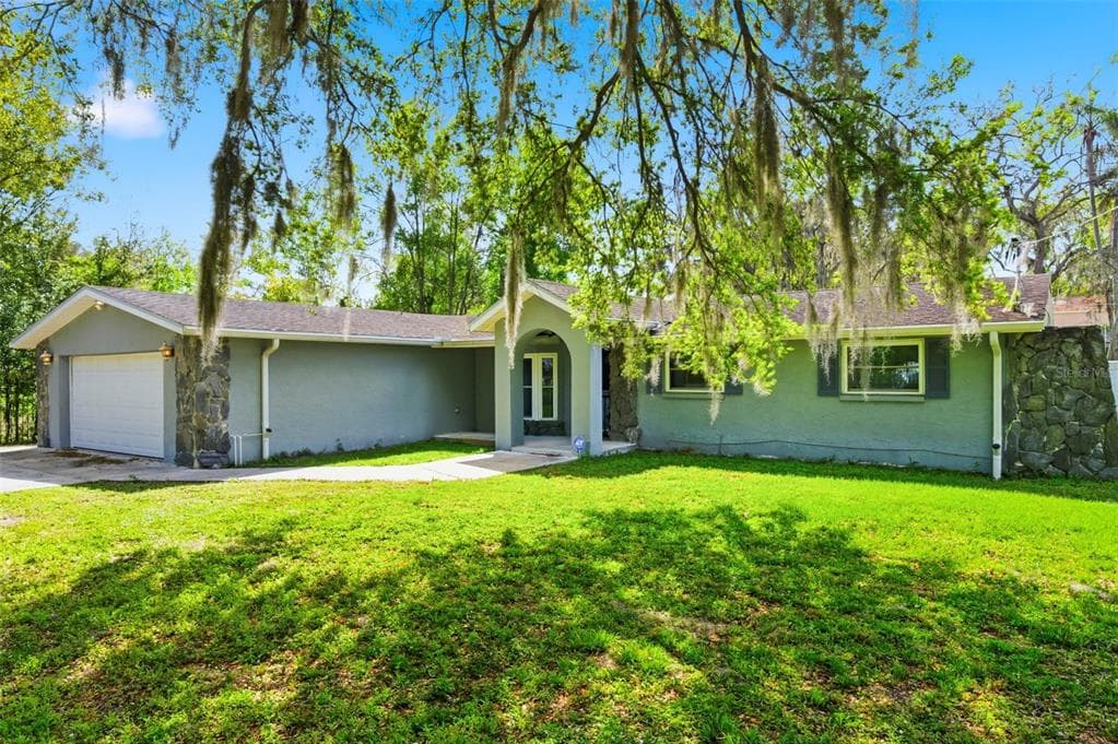 212 131ST Avenue, TAMPA, FL 33612 photo 4