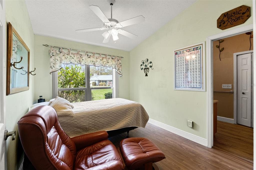 2803 CORRIE Way, TAMPA, FL 33618 photo 5