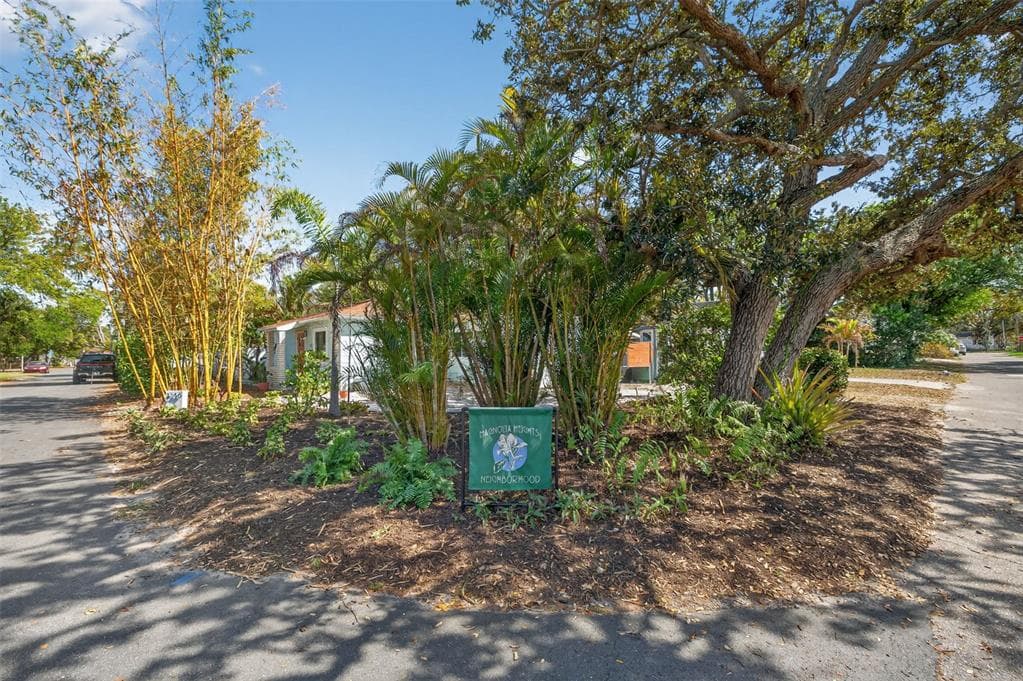 1246 37TH Avenue, Street PETERSBURG, FL 33704 photo 5