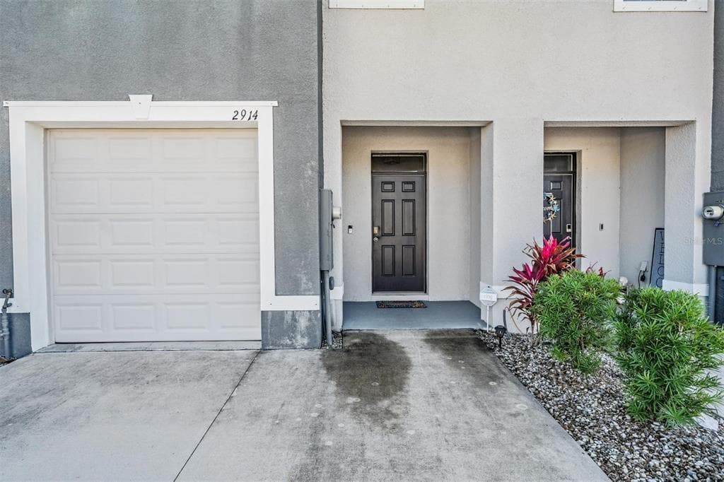 2914 SUNCOAST BLEND Drive, ODESSA, FL 33556 photo 2