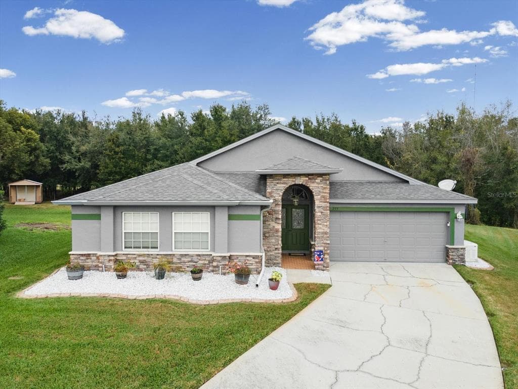 5235 POND VIEW Court, ZEPHYRHILLS, FL 33541 photo 2