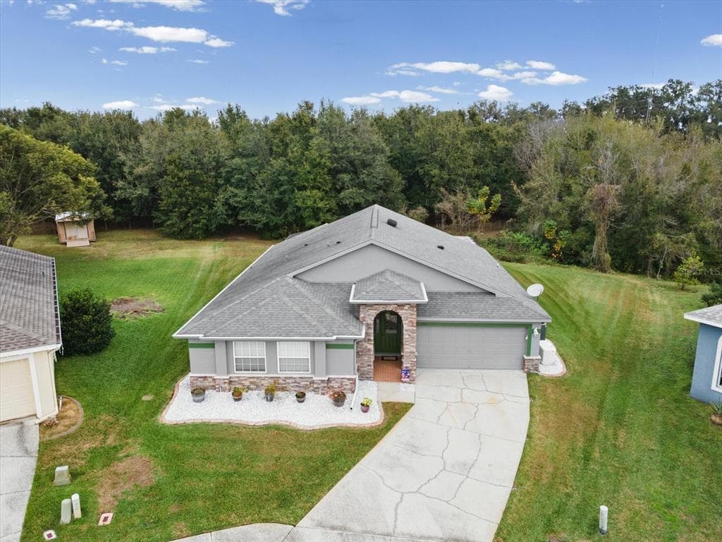 5235 POND VIEW Court, ZEPHYRHILLS, FL 33541 photo 3