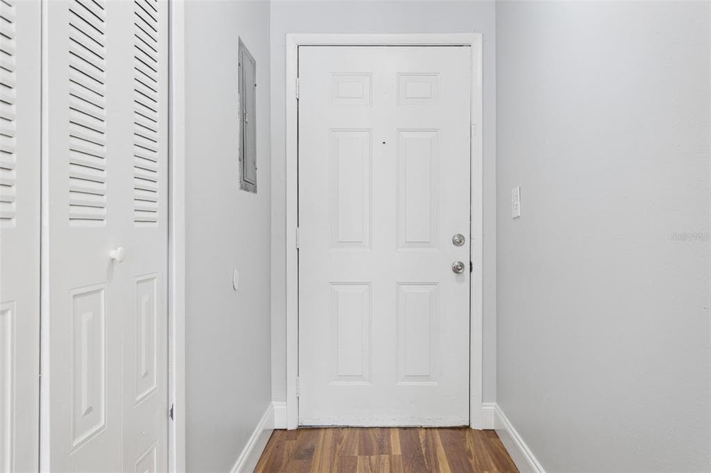 10307 COUNCILS Way, TEMPLE TERRACE, FL 33617 photo 4