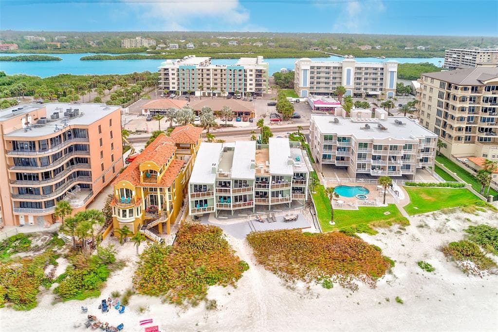 19530 GULF BOULEVARD, Unit# 2B, INDIAN SHORES, FL, 33785 photo 2