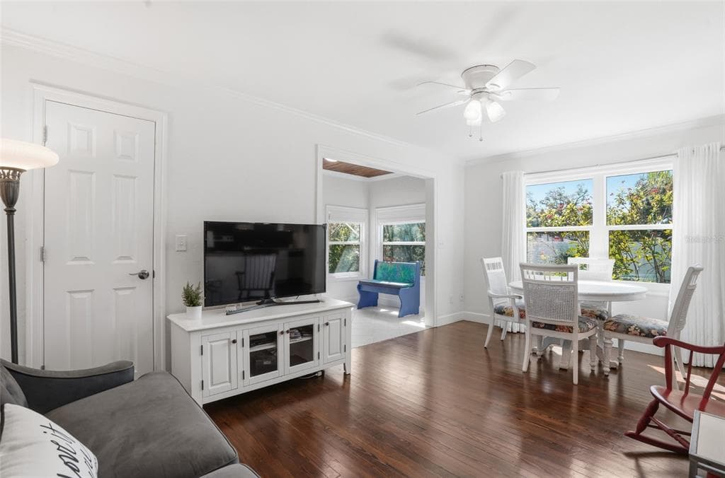 2719 52ND Street, GULFPORT, FL 33707 photo 5