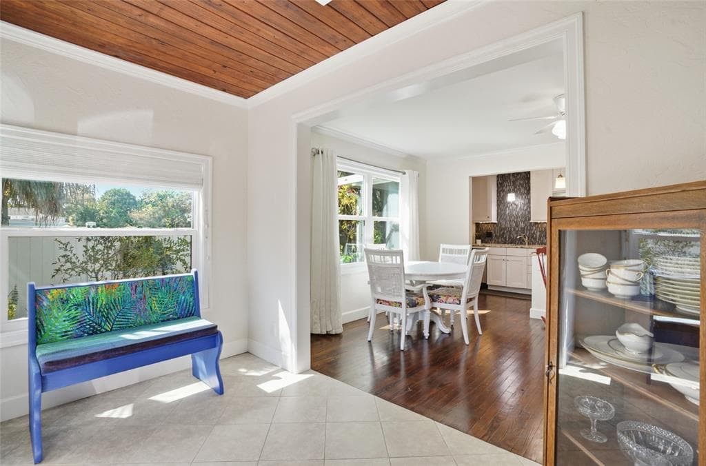 2719 52ND Street, GULFPORT, FL 33707 photo 4