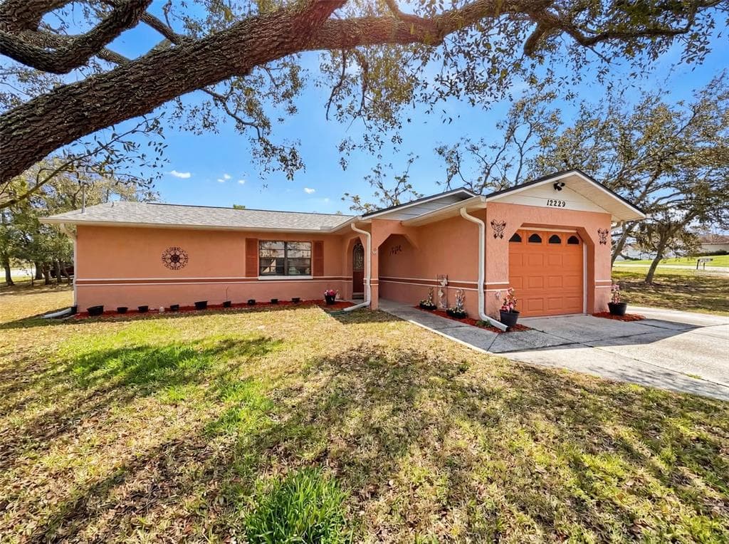 12229 CEDRO Street, SPRING HILL, FL 34609 photo 2