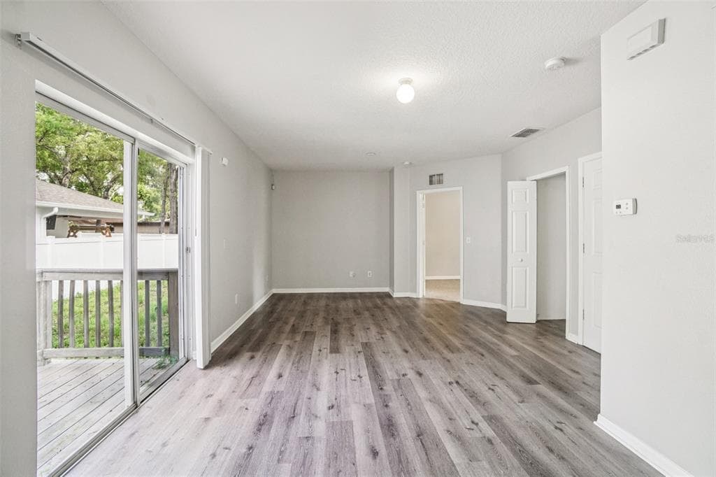 2420 IDA Street, TAMPA, FL 33610 photo 5