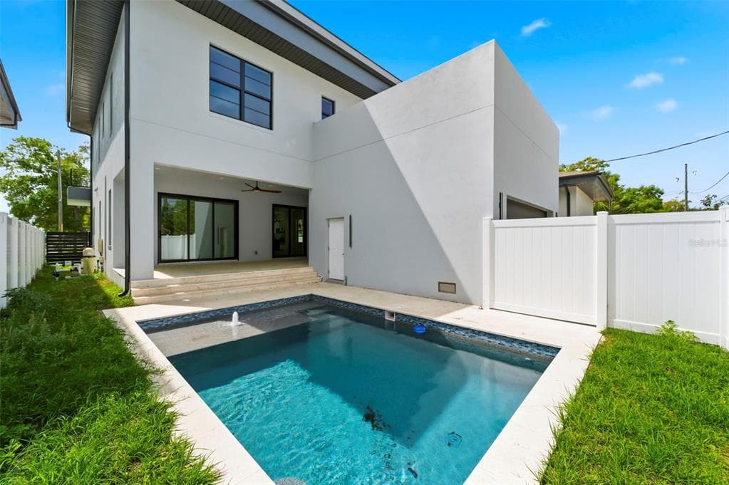 4543 26TH AVENUE, ST PETERSBURG, FL, 33711 photo 2