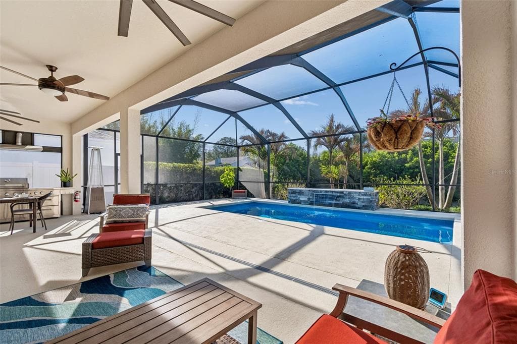 4910 LAKESHORE OAKS Court, TAMPA, FL 33624 photo 4