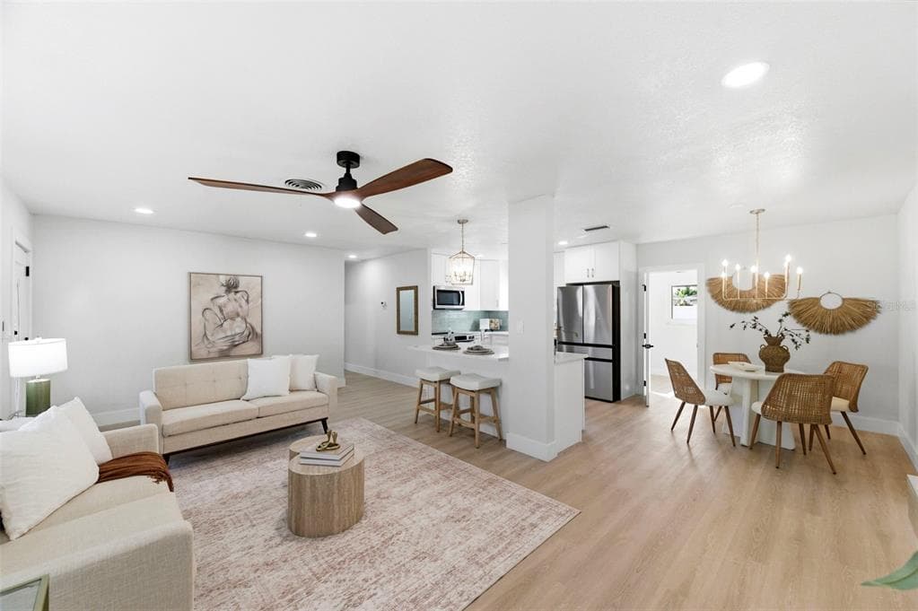 5220 27TH Avenue, Street PETERSBURG, FL 33710 photo 4