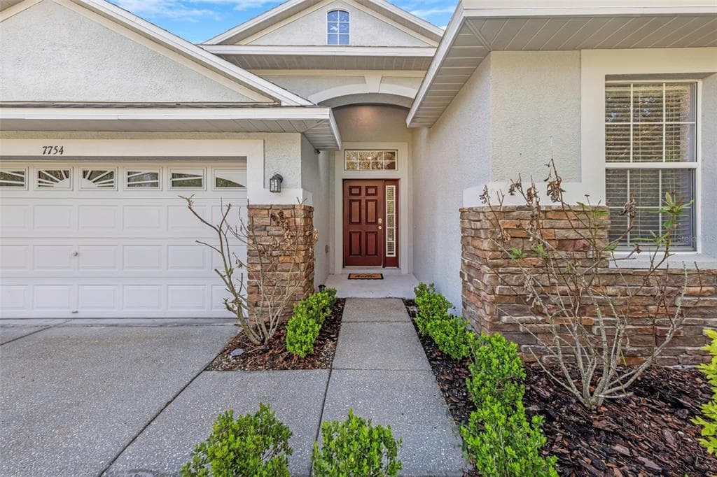 7754 STONELEIGH DRIVE, LAND O LAKES, FL, 34637 photo 3