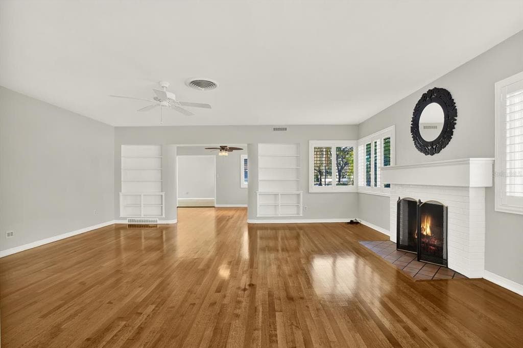 423 48TH Street, Street PETERSBURG, FL 33713 photo 5