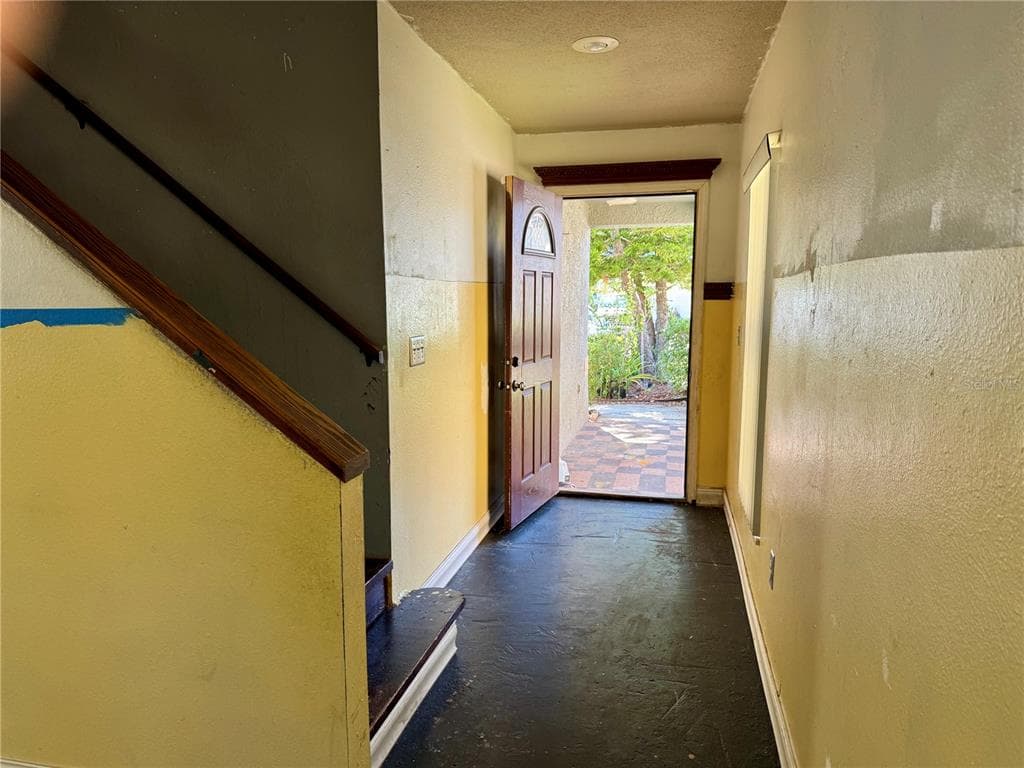 1612 PROWMORE DRIVE, BRANDON, FL 33511 photo 3