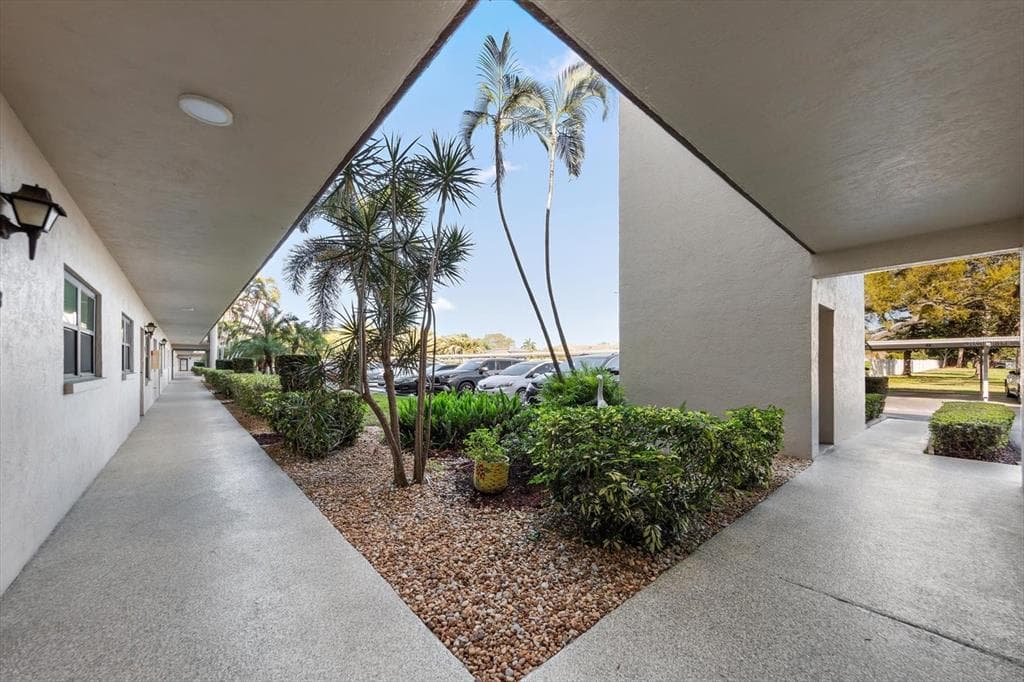 6080 80 Street Unit 102, Street PETERSBURG, FL 33709 photo 4