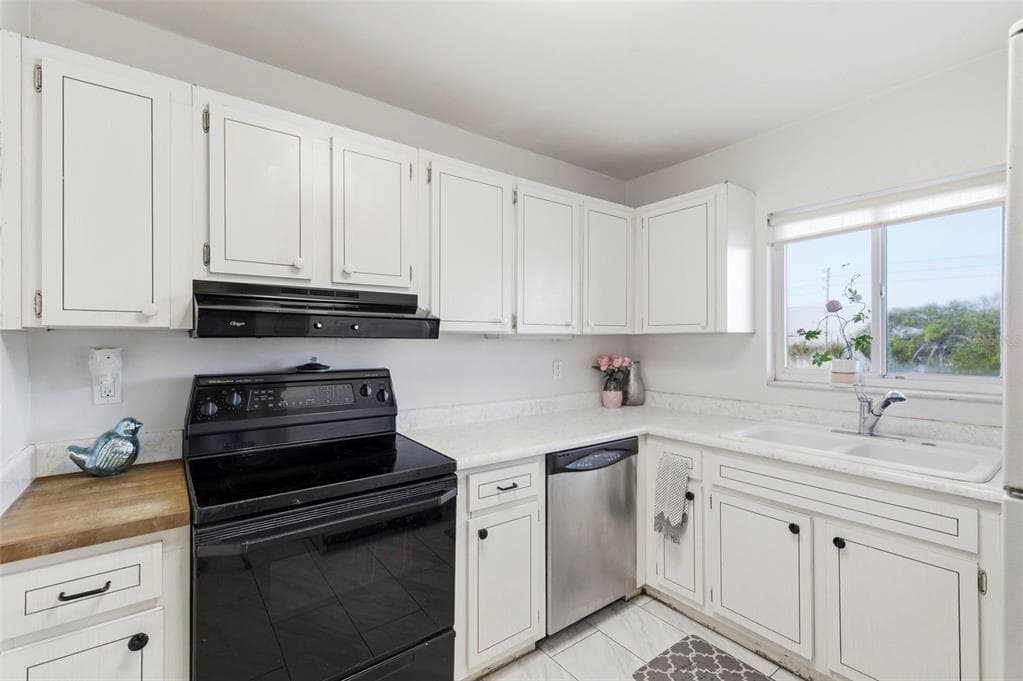 4595 CHANCELLOR STREET, Unit# 227, ST PETERSBURG, FL, 33703 photo 5