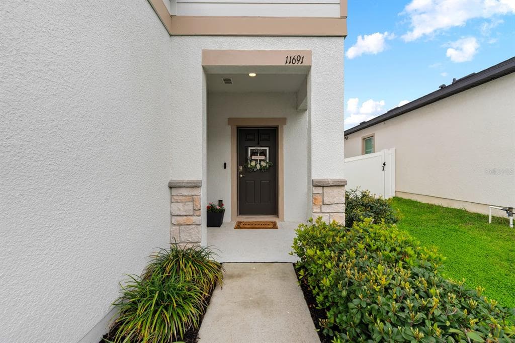 11691 ADAM LEE WAY, DADE CITY, FL, 33525 photo 3