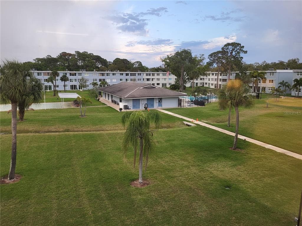 4895 BAY STREET, Unit# 212, ST PETERSBURG, FL, 33703 photo 2