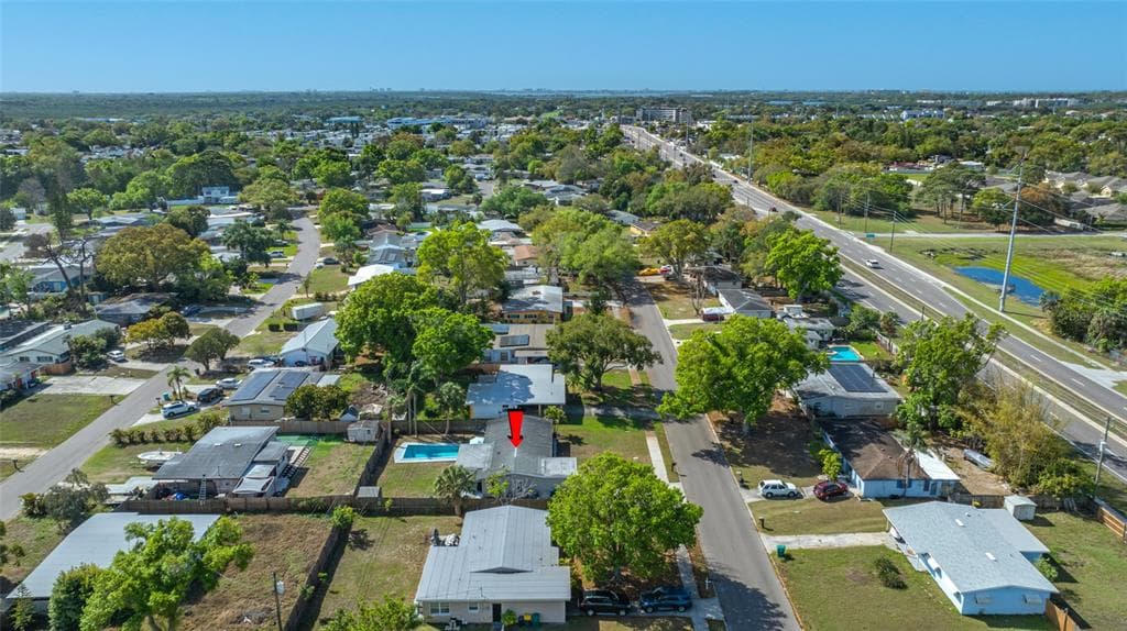 8335 ROBIN ROAD, SEMINOLE, FL, 33777 photo 4