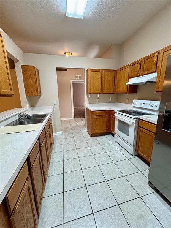 12412 CEDARFIELD Drive, RIVERVIEW, FL 33579 photo 3