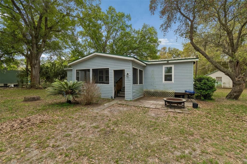 4505 ESTATE Drive, PLANT CITY, FL 33567 photo 5