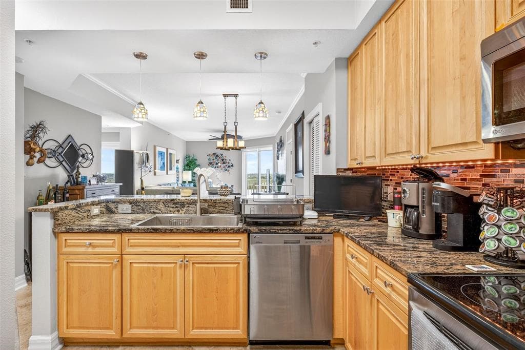 4516 SEAGULL Drive Unit 902, NEW PORT RICHEY, FL 34652 photo 5