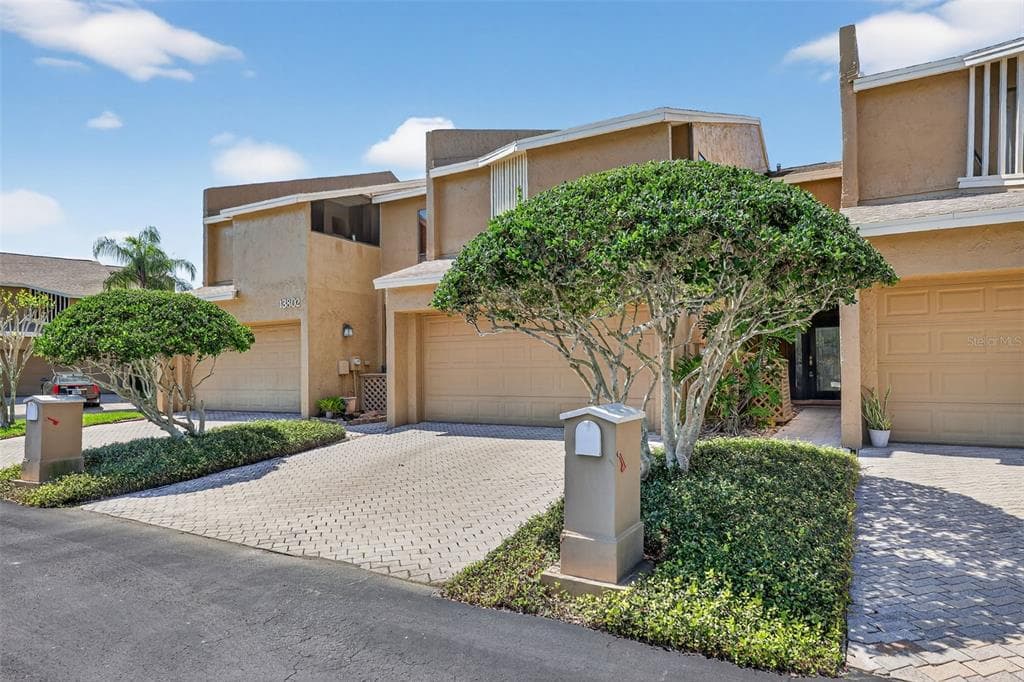 13804 MILL COVE CIRCLE, TAMPA, FL, 33618 photo 2