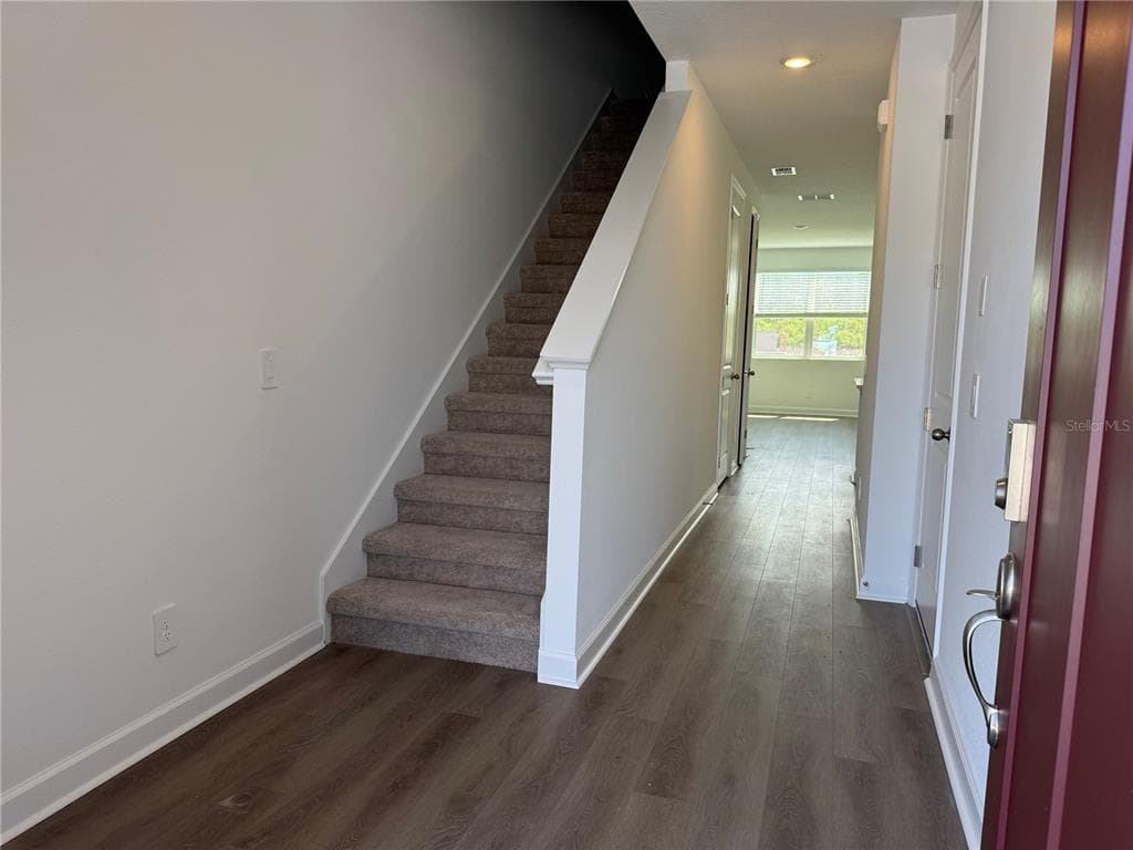 7614 DEER VALLEY CIRCLE, TAMPA, FL 33635 photo 4