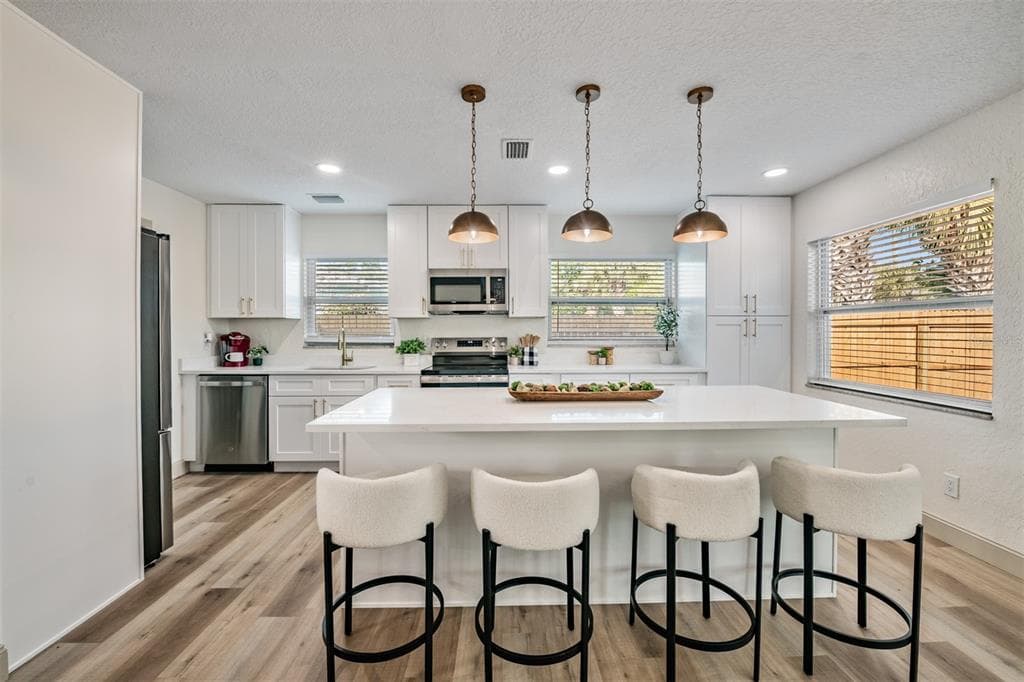 7619 33RD AVENUE, ST PETERSBURG, FL, 33710 photo 5