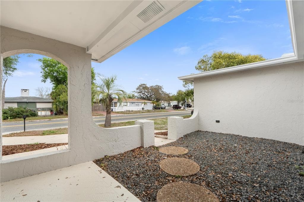 7134 FOX HOLLOW Drive, PORT RICHEY, FL 34668 photo 3