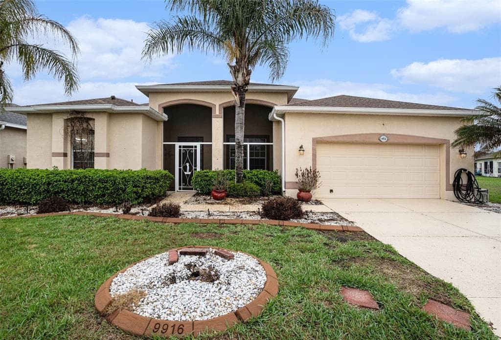 9916 CLEGHORN Drive, SAN ANTONIO, FL 33576 photo 3