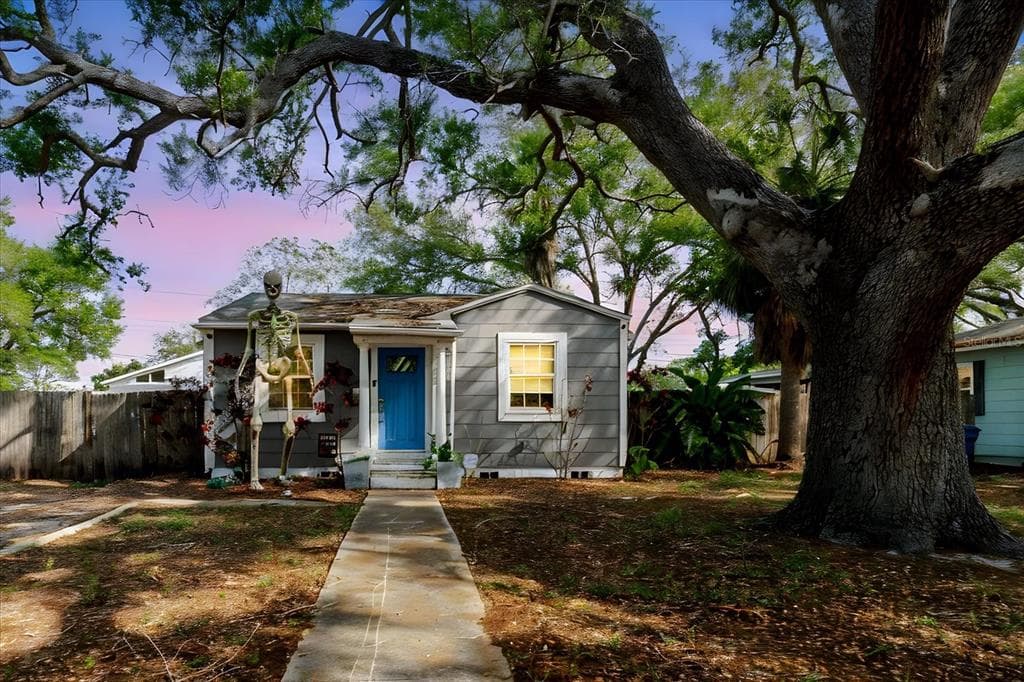 765 60TH AVENUE, ST PETERSBURG, FL, 33703