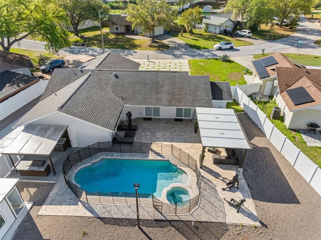 1803 LAKE CREST Avenue, BRANDON, FL 33510 photo 3