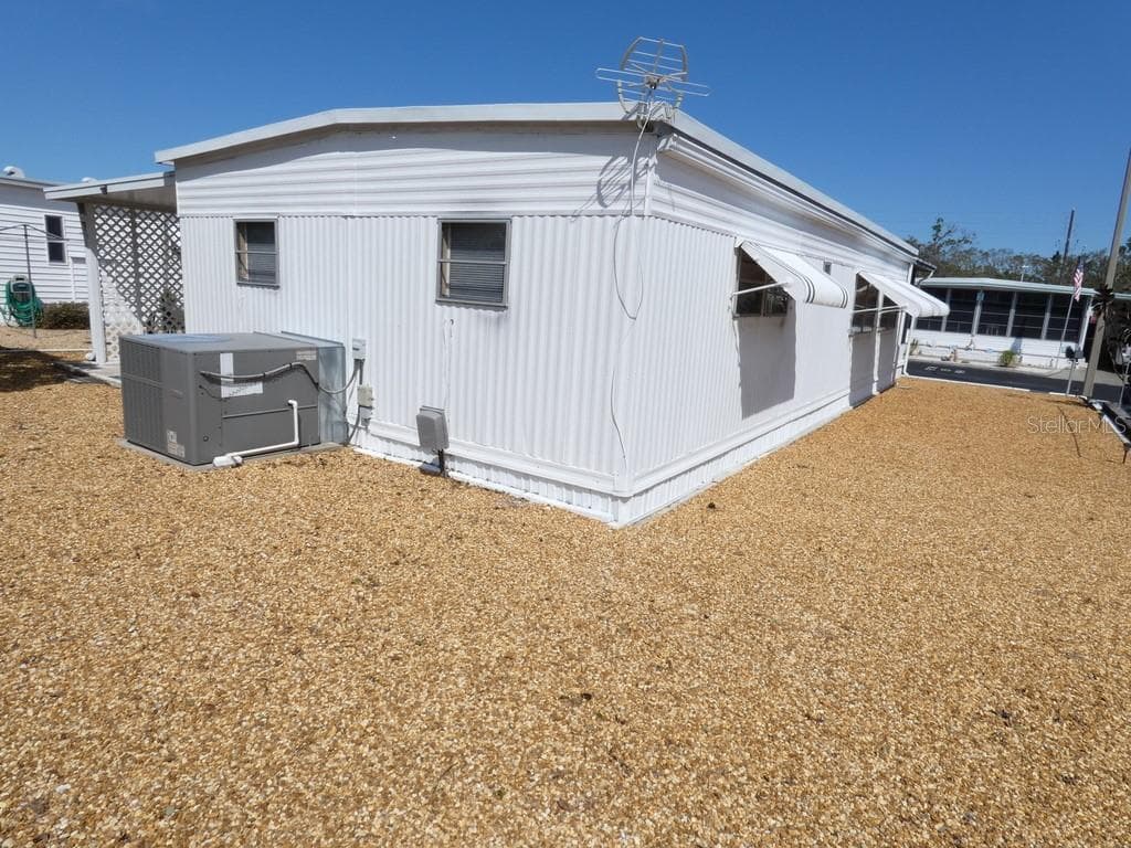 3612 TIKI Drive, HOLIDAY, FL 34691 photo 5