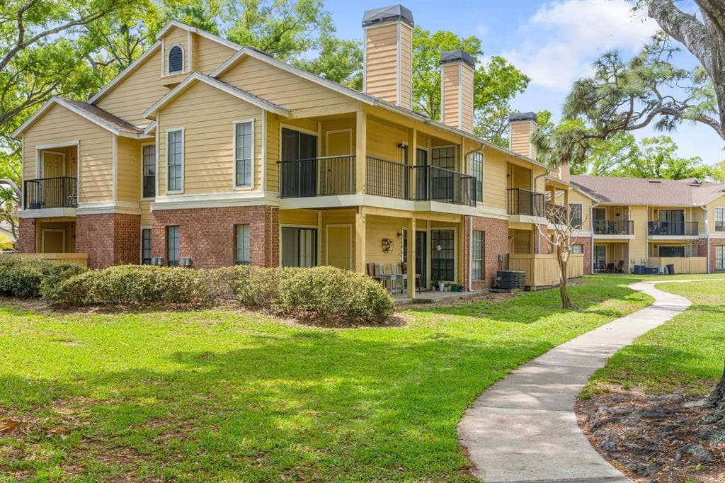 8609 MALLARD RESERVE Drive Unit 203, TAMPA, FL 33614 photo 4