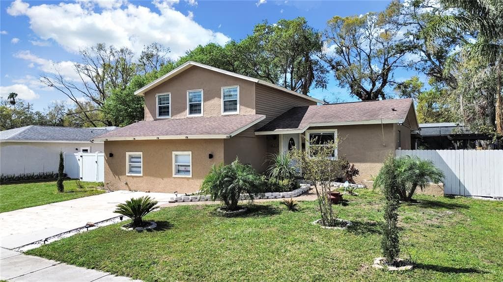 3210 ACAPULCO Drive, RIVERVIEW, FL 33578 photo 2