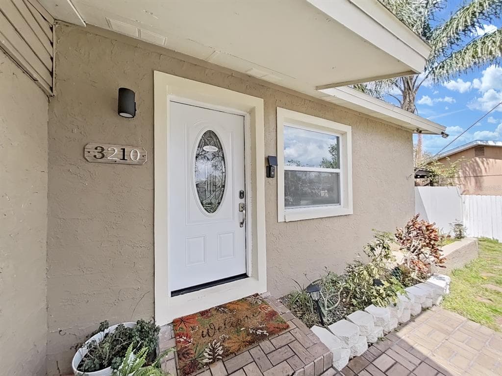 3210 ACAPULCO Drive, RIVERVIEW, FL 33578 photo 5