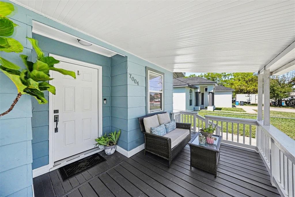 7004 CAMERON Avenue, TAMPA, FL 33614 photo 5