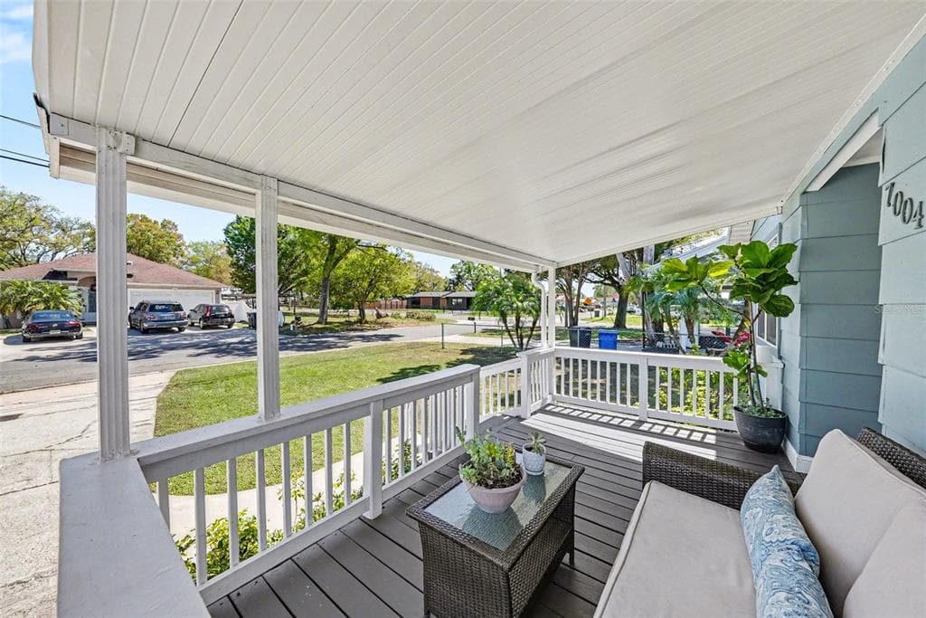 7004 CAMERON Avenue, TAMPA, FL 33614 photo 4