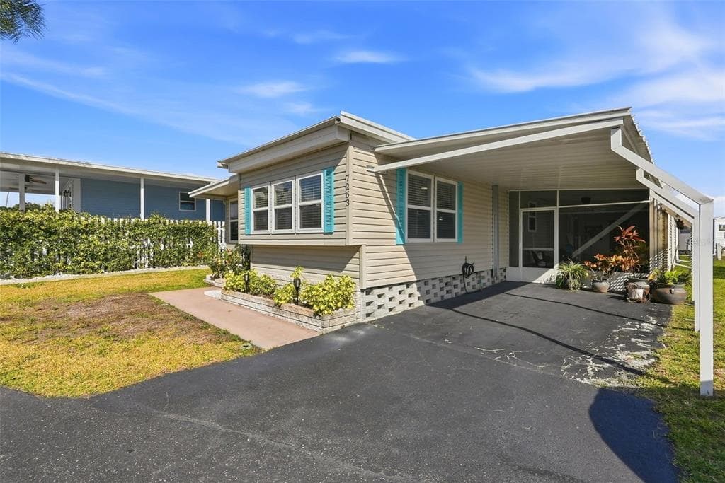 7263 MOUNT ESSEX Drive Unit 509, Street PETERSBURG, FL 33702 photo 2