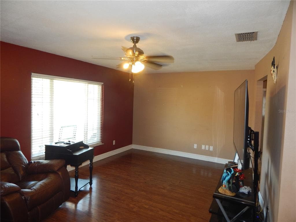 39414 8TH Avenue, ZEPHYRHILLS, FL 33542 photo 5