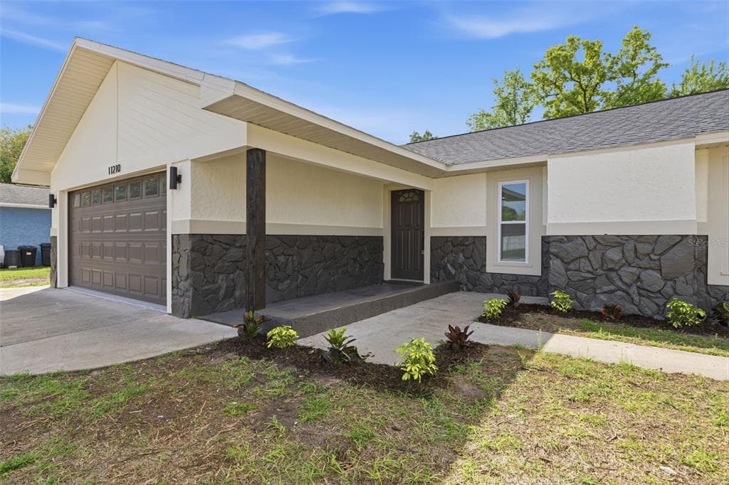 11210 MERCEDES Street, SPRING HILL, FL 34609 photo 5