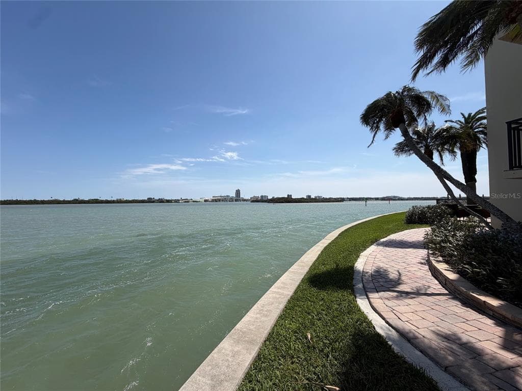 868 BAYWAY Boulevard Unit 210, CLEARWATER BEACH, FL 33767 photo 4